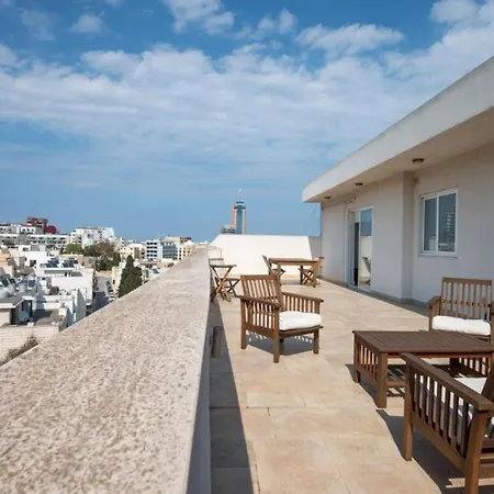 Metrostays Penthouse Spinola St Julian St. Julian's Zewnętrze zdjęcie
