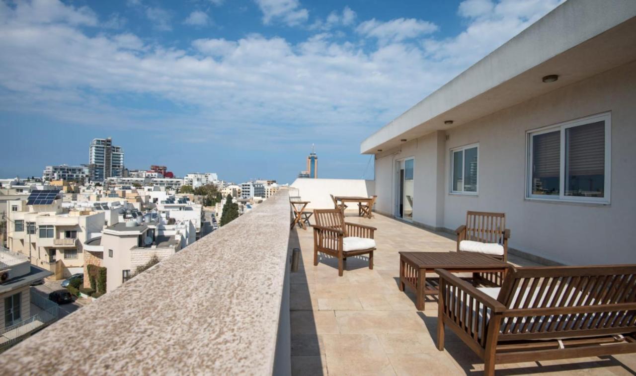 Metrostays Penthouse Spinola St Julian